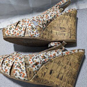 G-21 Floral Wedge Heels. Size 6.